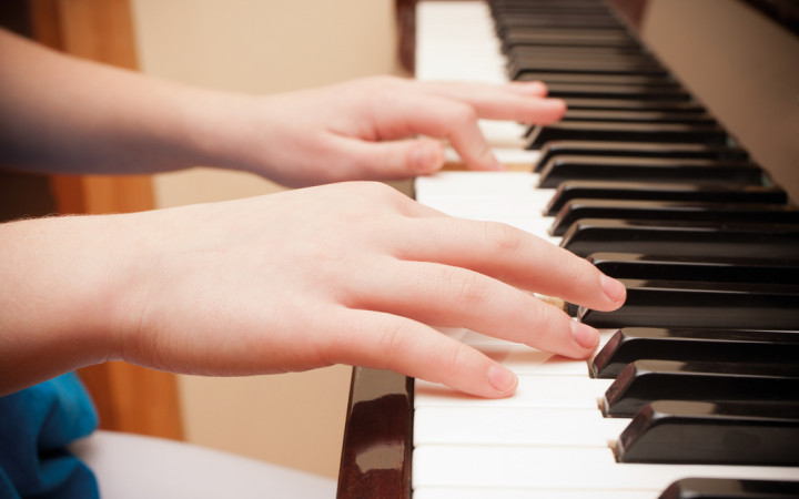 How Do You Play the Piano? | Wonderopolis