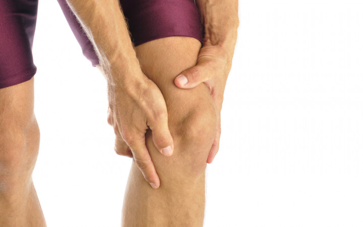 the-reasons-why-you-legs-and-calf-cramp-at-night-and-how-to-stop-it-now