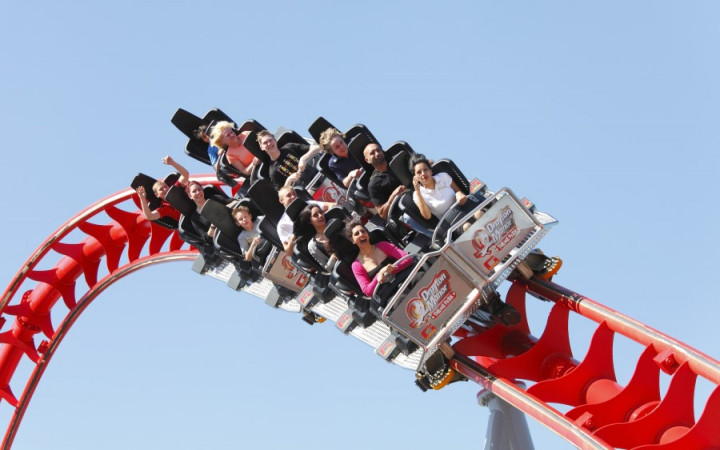 This Terrifying Roller Coaster Goes Off The Side Of A Building 