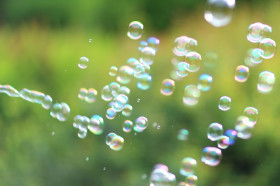 Why are bubbles rainbow coloured? – Exeter Science Centre