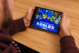 Parker Plays Roblox